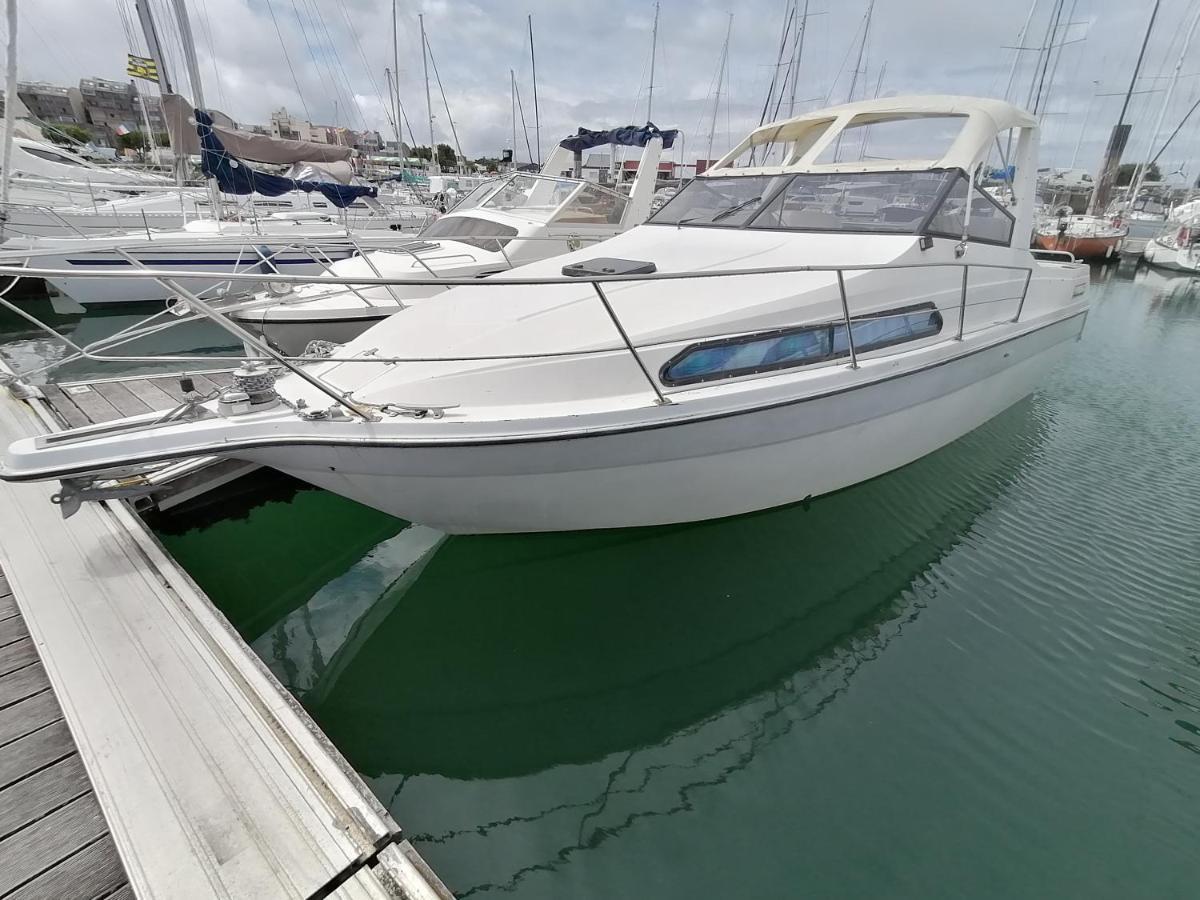 Sejour Insolite Sur Un Yacht. Bateau Hotel A Quai. Ла-Рошель Экстерьер фото