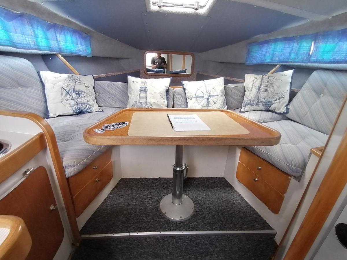 Sejour Insolite Sur Un Yacht. Bateau Hotel A Quai. Ла-Рошель Экстерьер фото